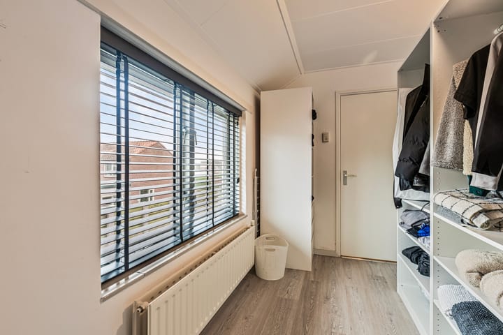 Foto 28 van Schoolstraat 2