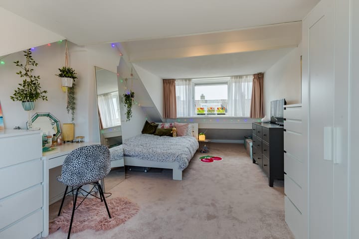 Foto 31 van Troelstralaan 17