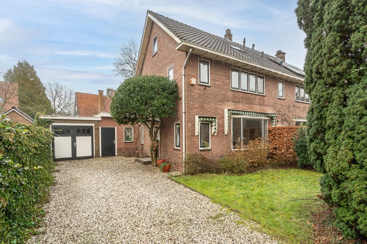 View photo of Bilderdijklaan 22