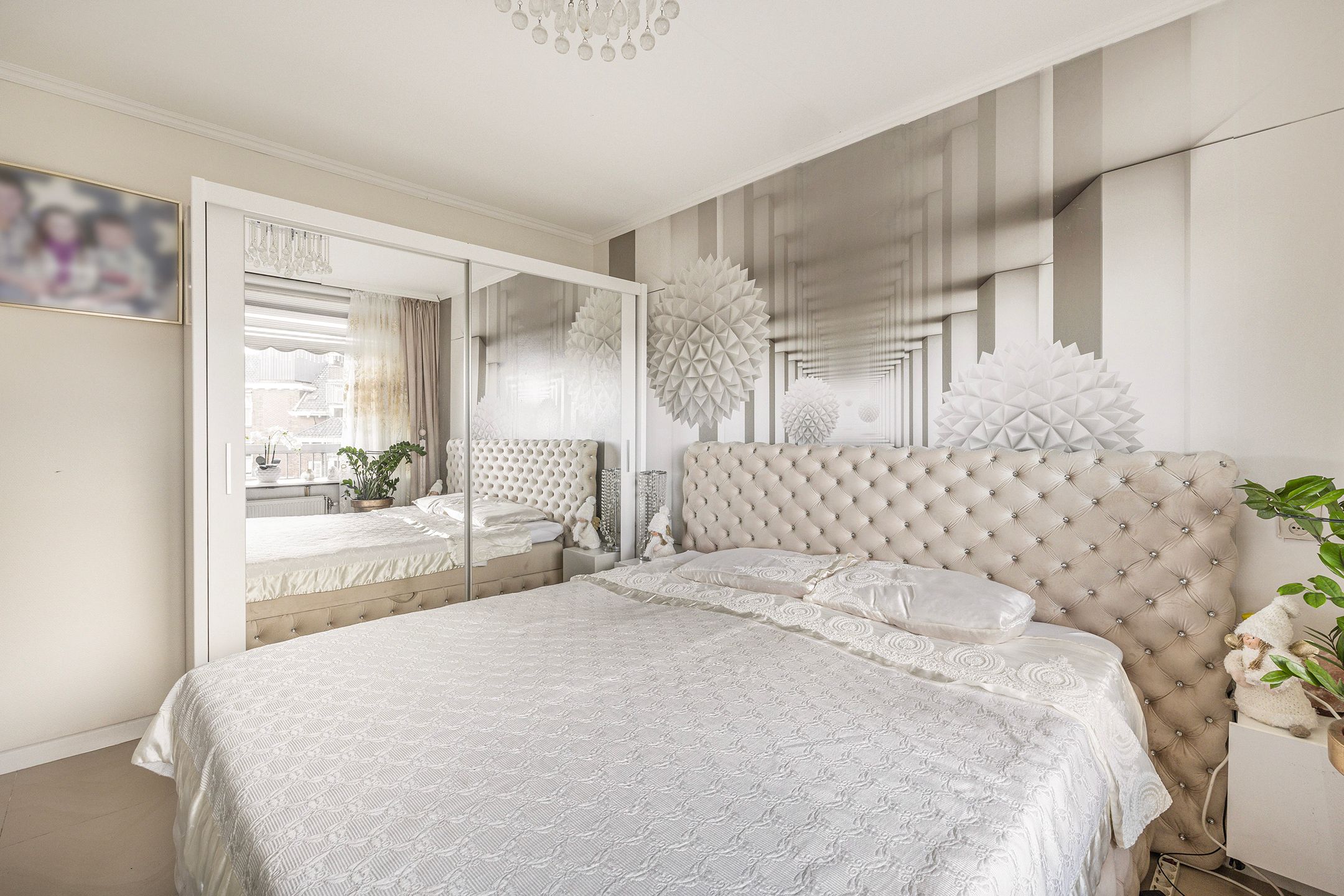 Foto 18 van Strevelsweg 215