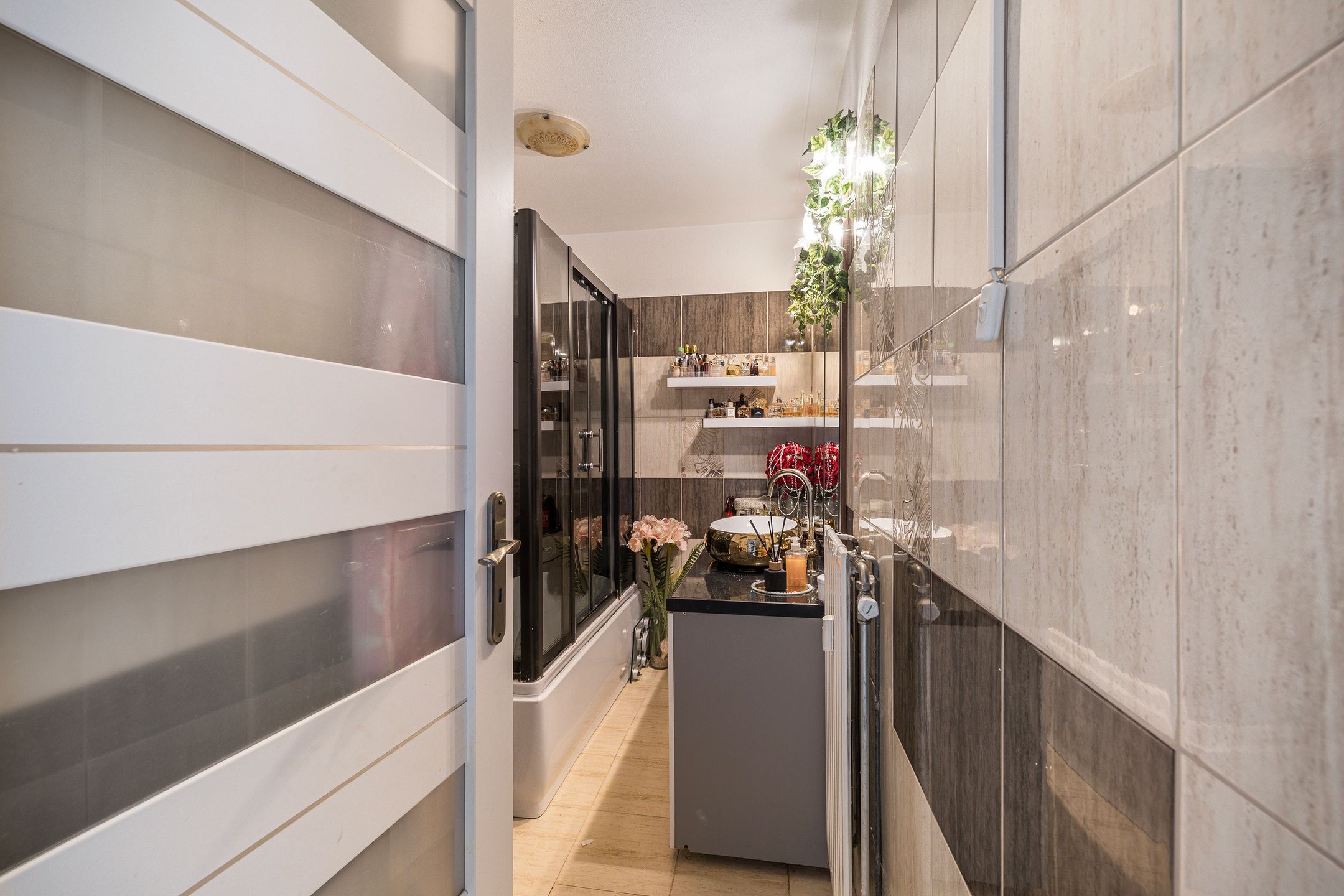 Foto 21 van Strevelsweg 215