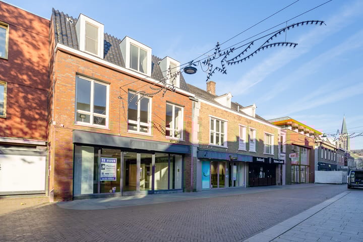 Grotestraat 76