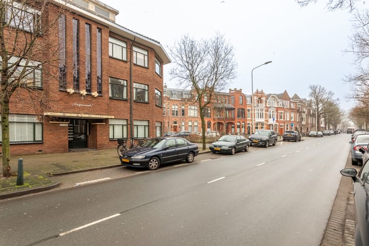 Photo 28 of Frederik Hendriklaan 36-D