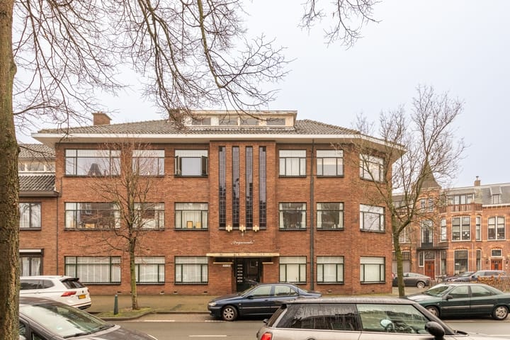 Photo 29 of Frederik Hendriklaan 36-D