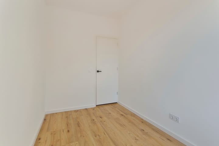 Foto 13 van Terschellingsestraat 14-C