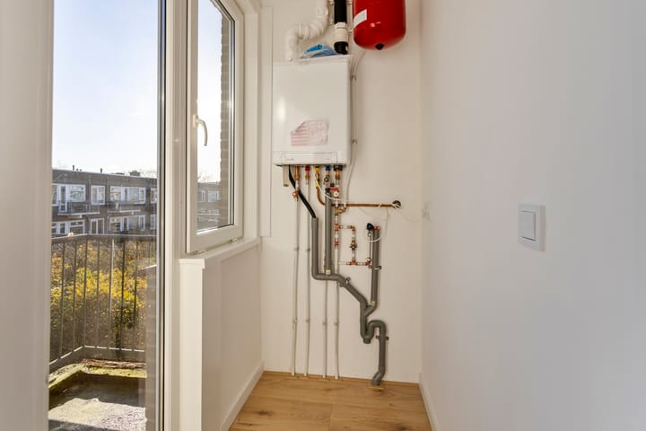 Foto 14 van Terschellingsestraat 14-C