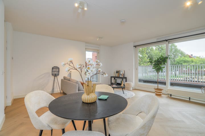 Foto 3 van Voorsterbeeklaan 20