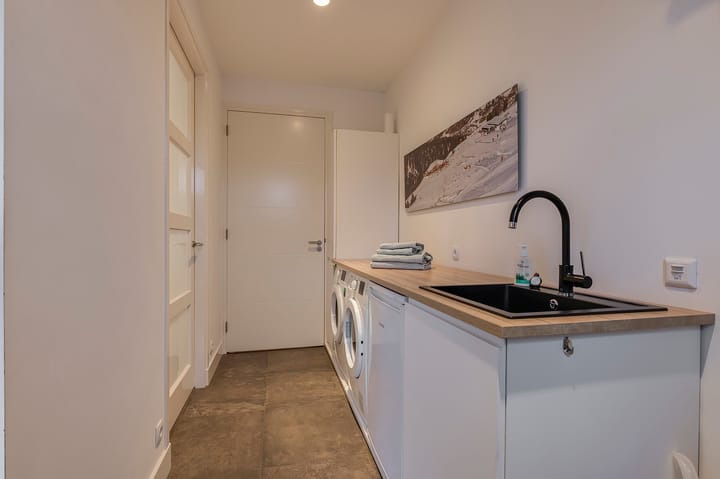 Photo 23 of De Uphof 9