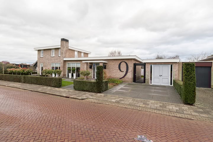 Photo 47 of De Uphof 9