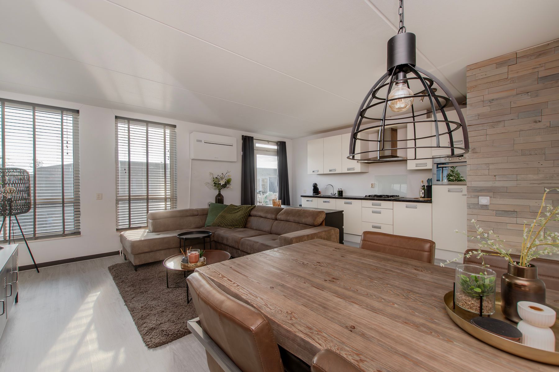 Foto 9 van Mondriaanplein 6