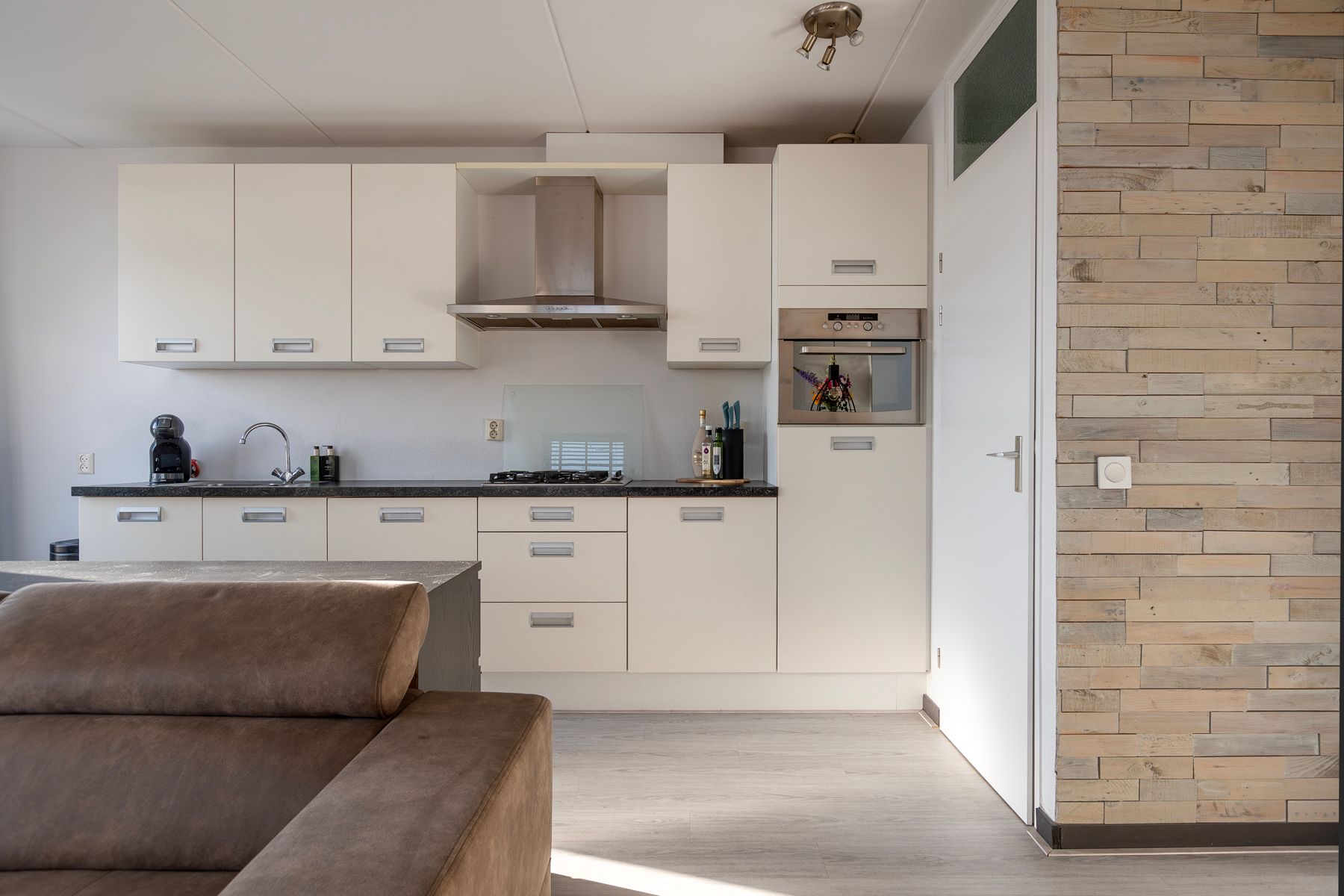 Foto 15 van Mondriaanplein 6