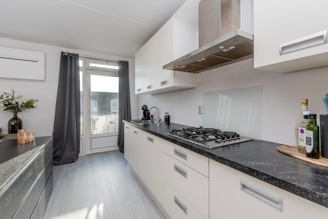 Foto 16 van Mondriaanplein 6