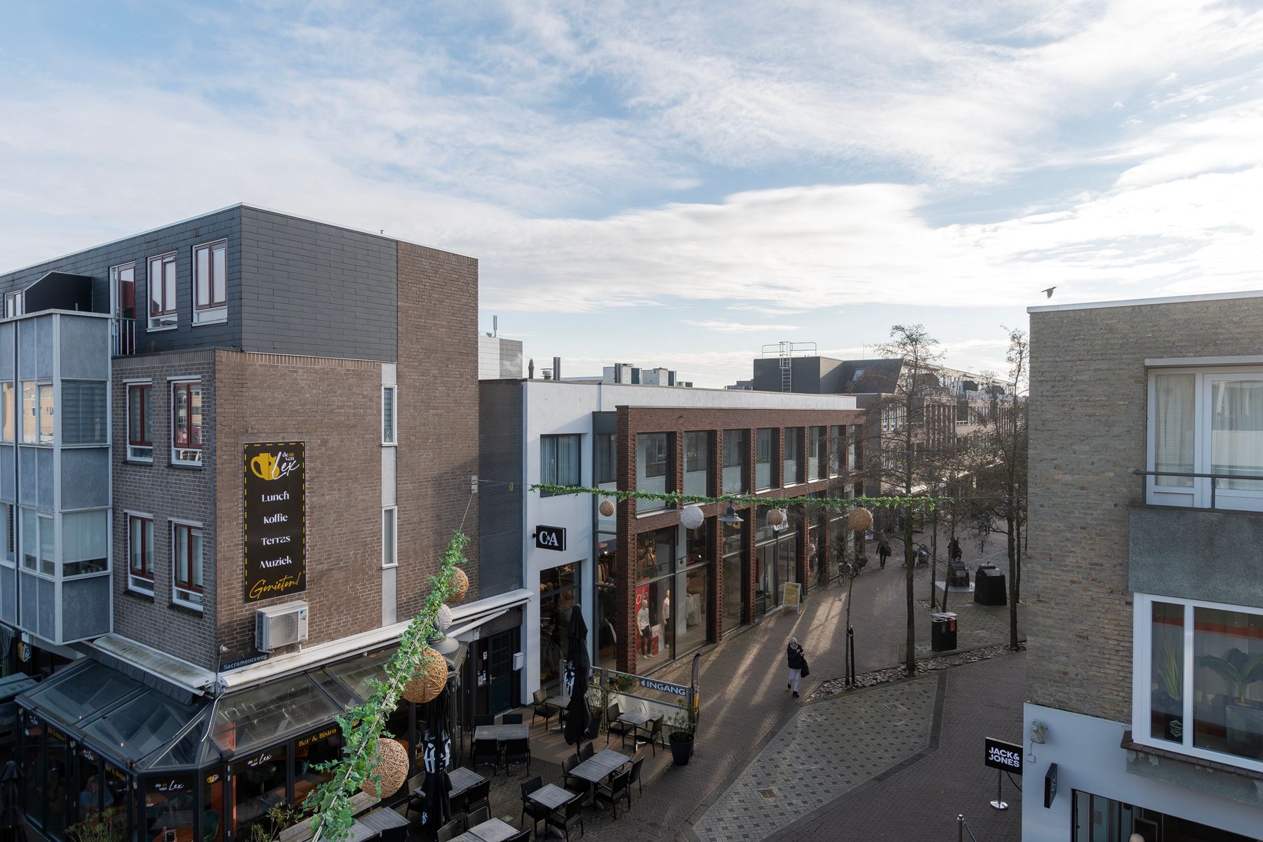 Foto 18 van Mondriaanplein 6