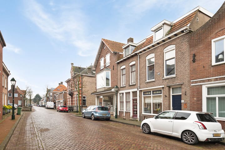 Photo 3 of Koninginnestraat 12
