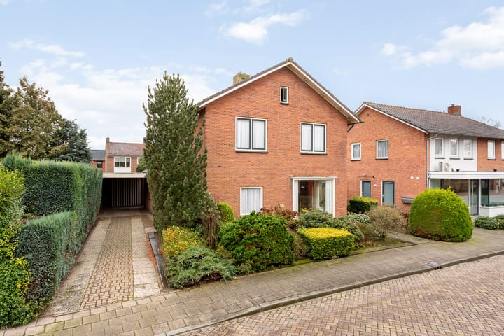 Foto 1 van Hobergenstraat 6