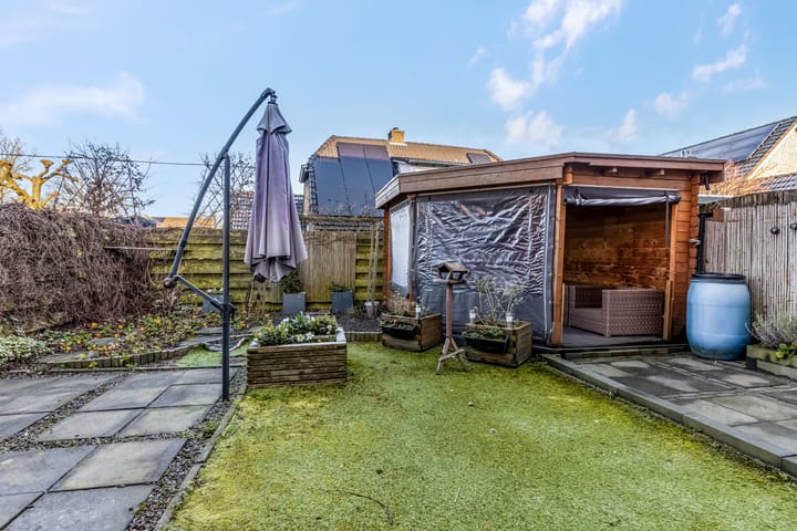 Foto 36 van Van Rooijenstraat 32