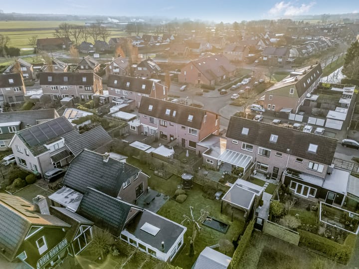 Foto 38 van Van Rooijenstraat 32