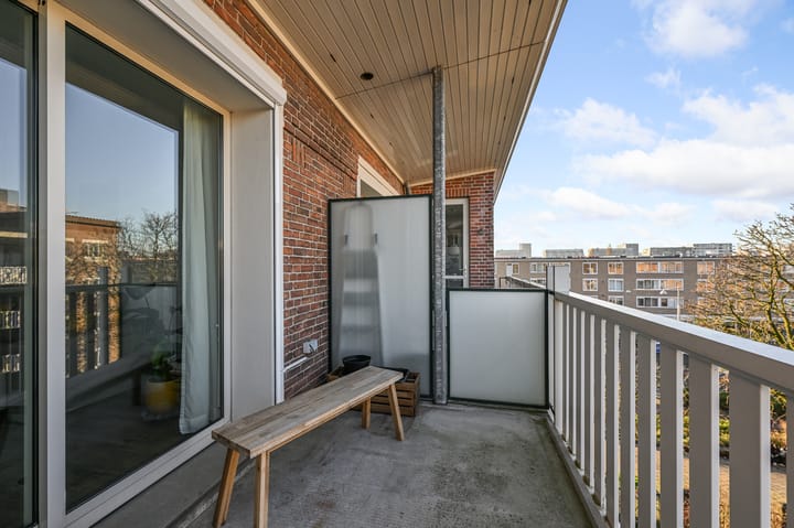 Photo 27 of Jan van Schaffelaarplantsoen 7-D