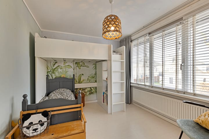 Foto 19 van Burgemeester Mensenstraat 9