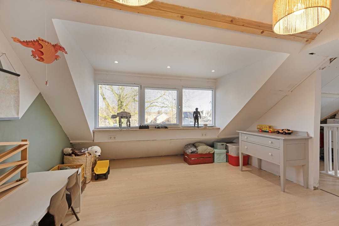 Foto 28 van Burgemeester Mensenstraat 9