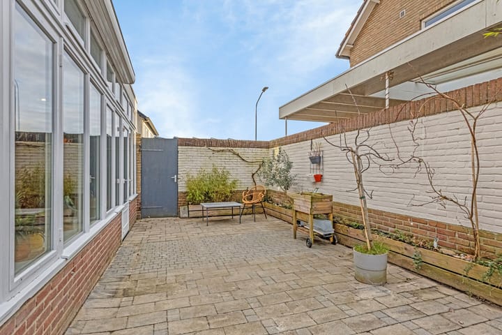 Foto 31 van Burgemeester Mensenstraat 9