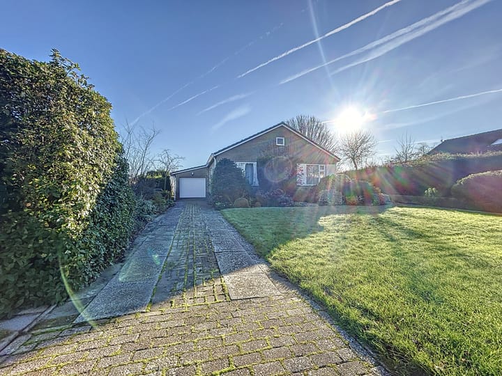 Photo 22 of Burgemeester J.C. Everaarslaan 27