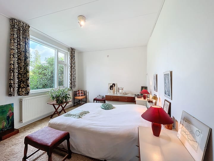 Photo 13 of Burgemeester J.C. Everaarslaan 27