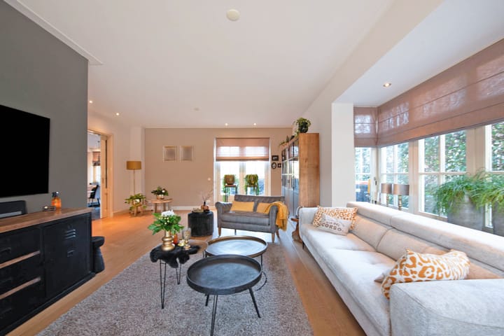 Foto 12 van Hoog en Wellerlaan 12