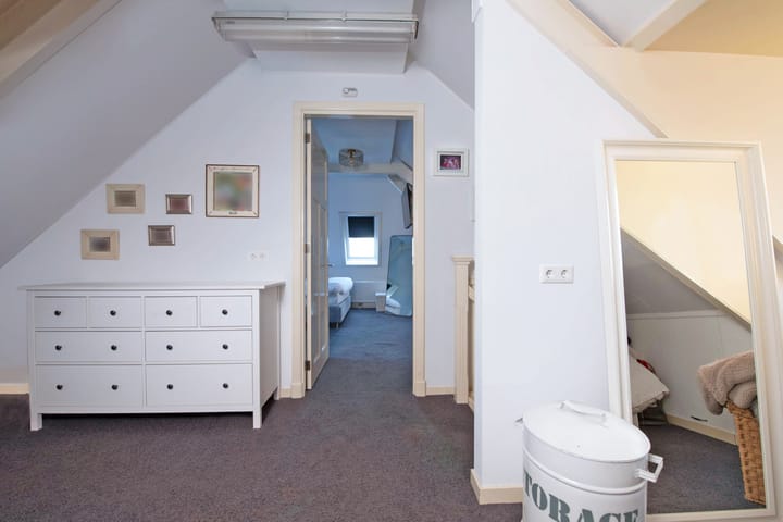 Foto 40 van Hoog en Wellerlaan 12