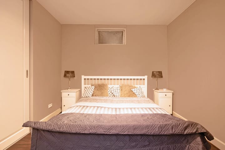 Foto 49 van Hoog en Wellerlaan 12