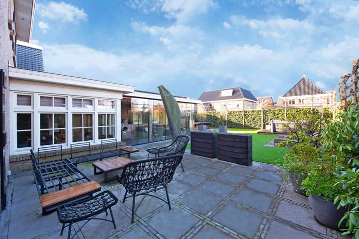 Foto 54 van Hoog en Wellerlaan 12