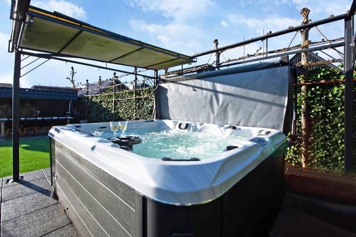 Foto 60 van Hoog en Wellerlaan 12