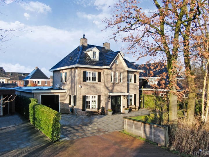 Foto 65 van Hoog en Wellerlaan 12