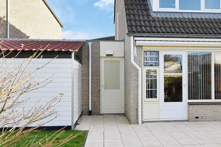 Foto 11 van Clariet Kok-van Alphenstraat 31