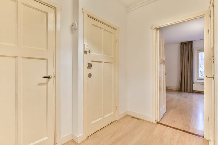 Foto 7 van Aalsmeerweg 34-2