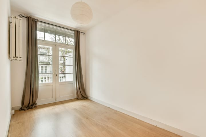 Foto 14 van Aalsmeerweg 34-2