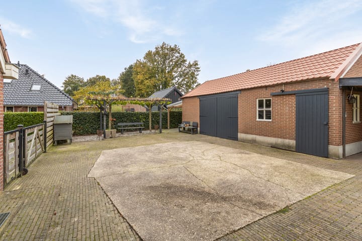 Foto 47 van Veenschapswijk 10