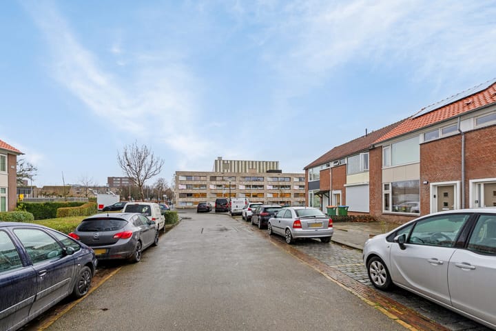 Foto 18 van Leon van Heilstraat 27