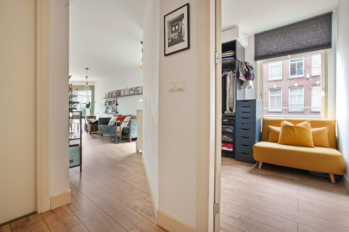 Foto 15 van Linnaeusstraat 63-1