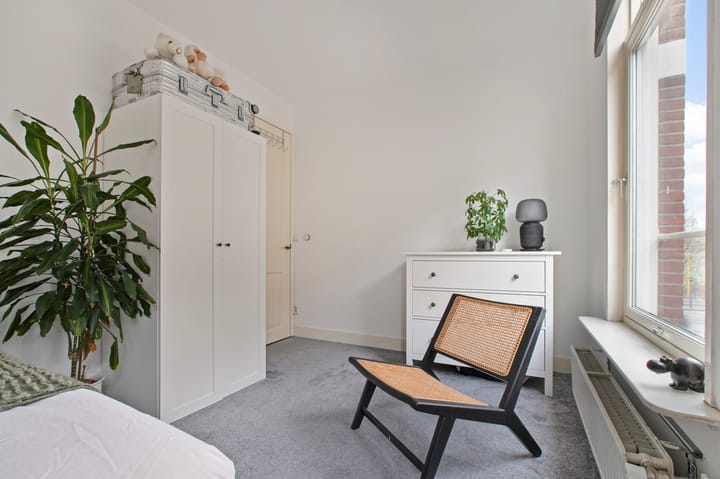 Foto 19 van Linnaeusstraat 63-1