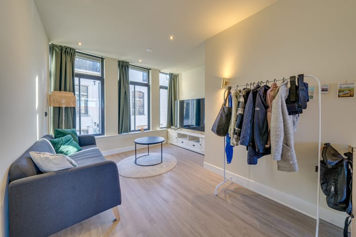 Photo 7 of Vijhestraat 15-A