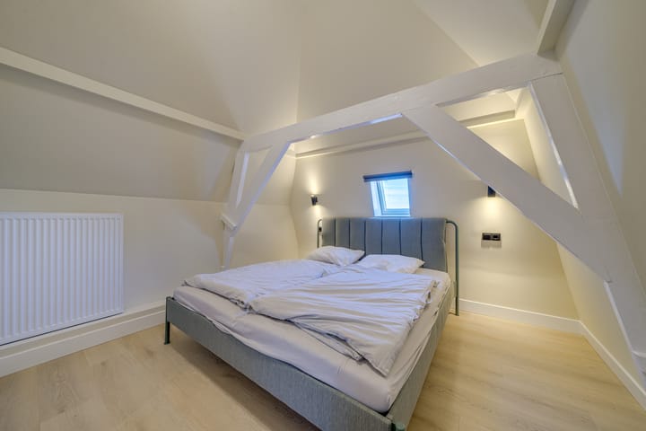 Photo 4 of Vijhestraat 15-A