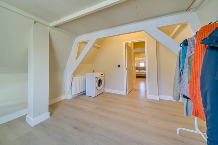 Photo 22 of Vijhestraat 15-A