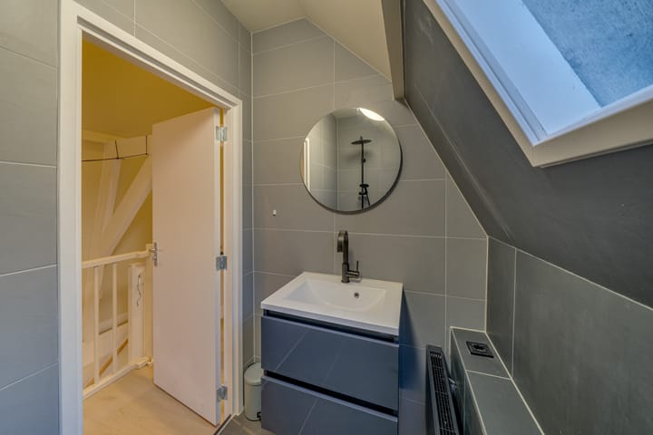 Photo 27 of Vijhestraat 15-A