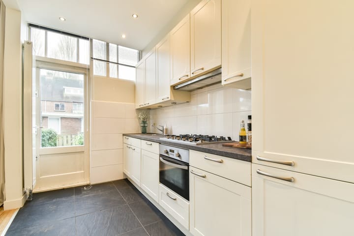 Foto 8 van Van der Veerelaan 47