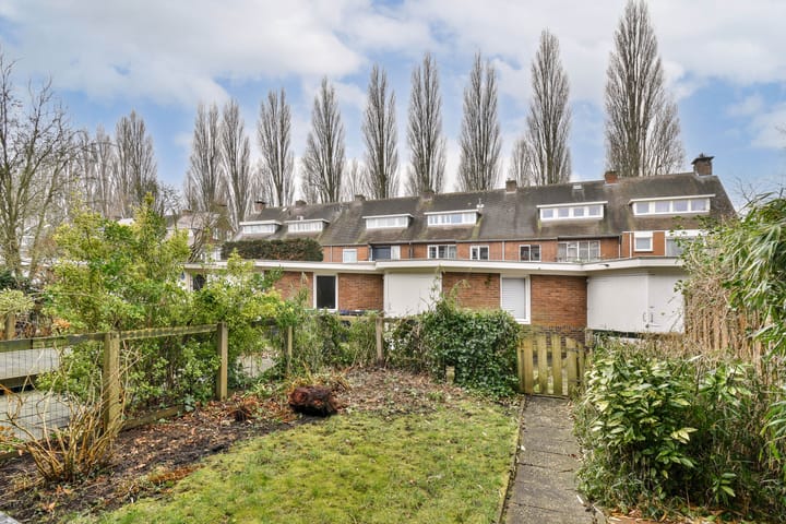 Foto 11 van Van der Veerelaan 47