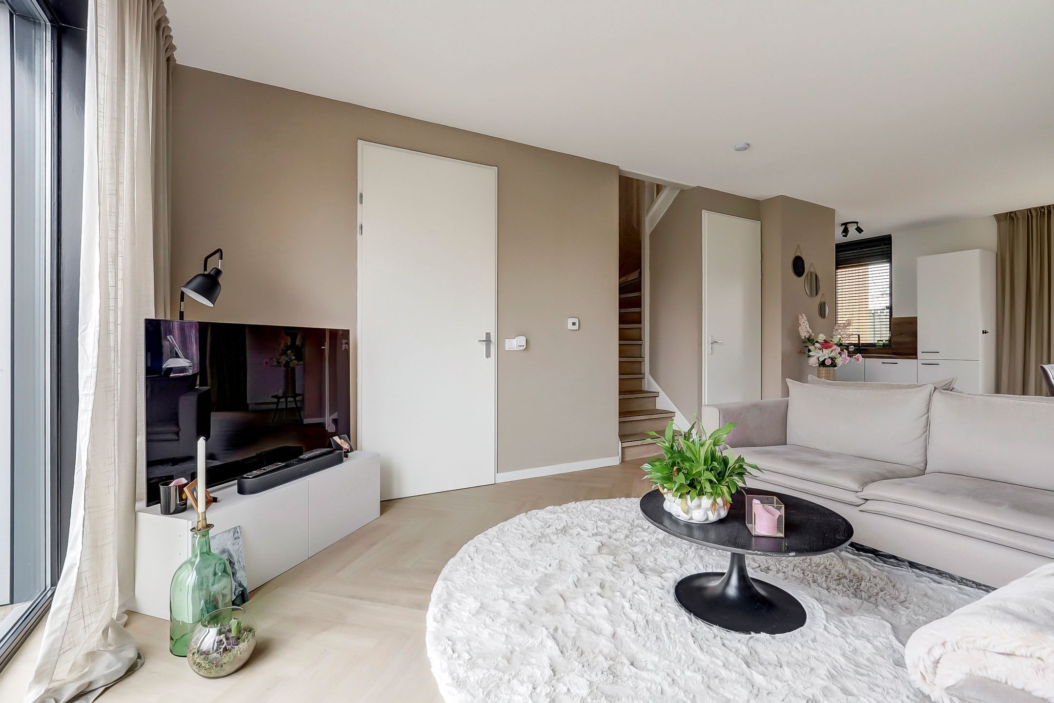 Foto 6 van John Denverlaan 57