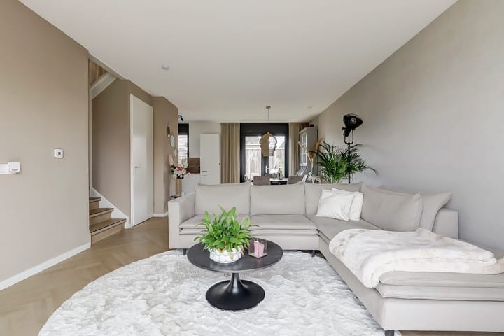 Foto 7 van John Denverlaan 57