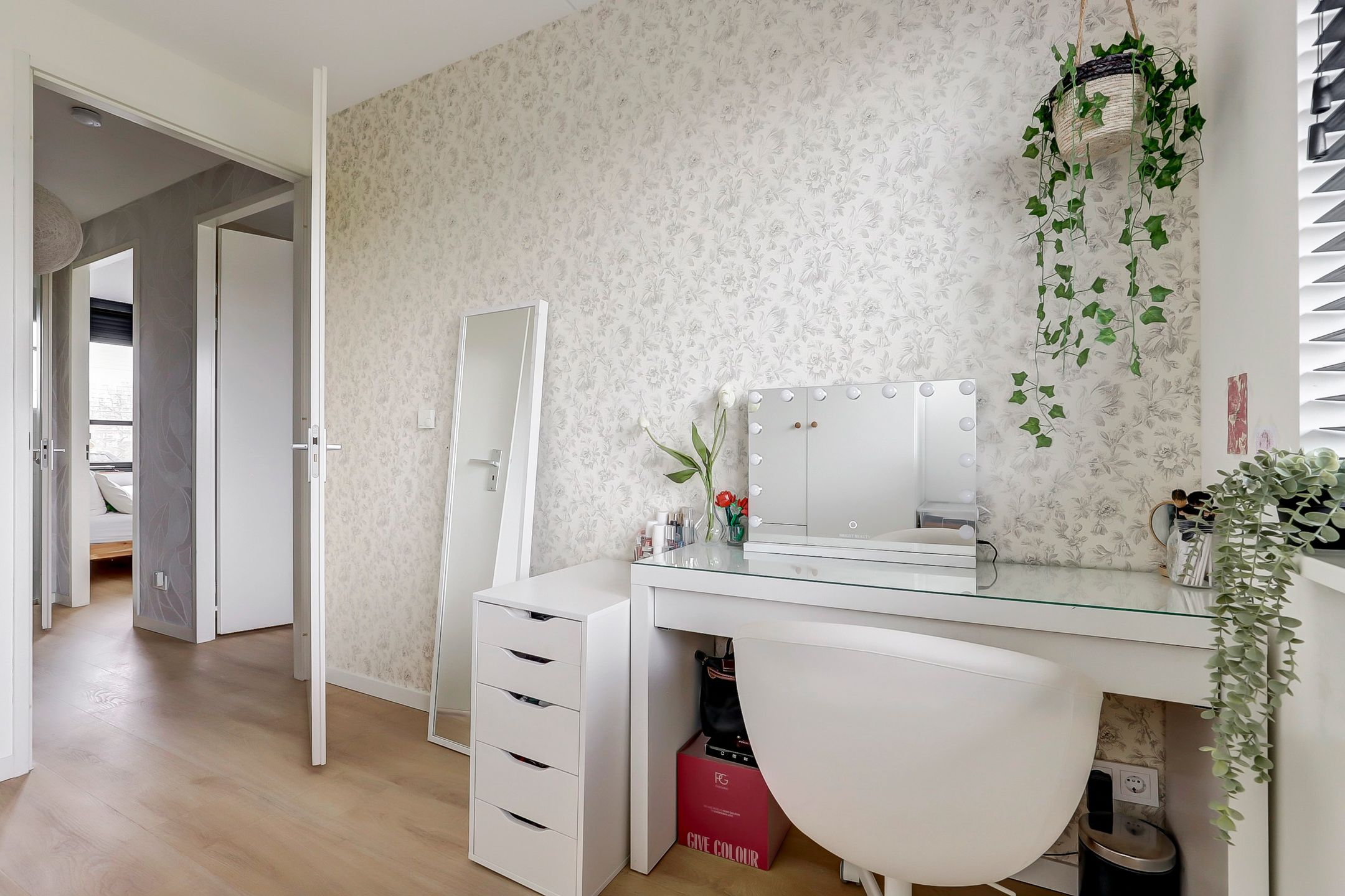 Foto 21 van John Denverlaan 57