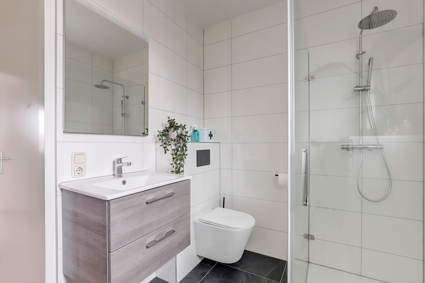 Foto 25 van John Denverlaan 57